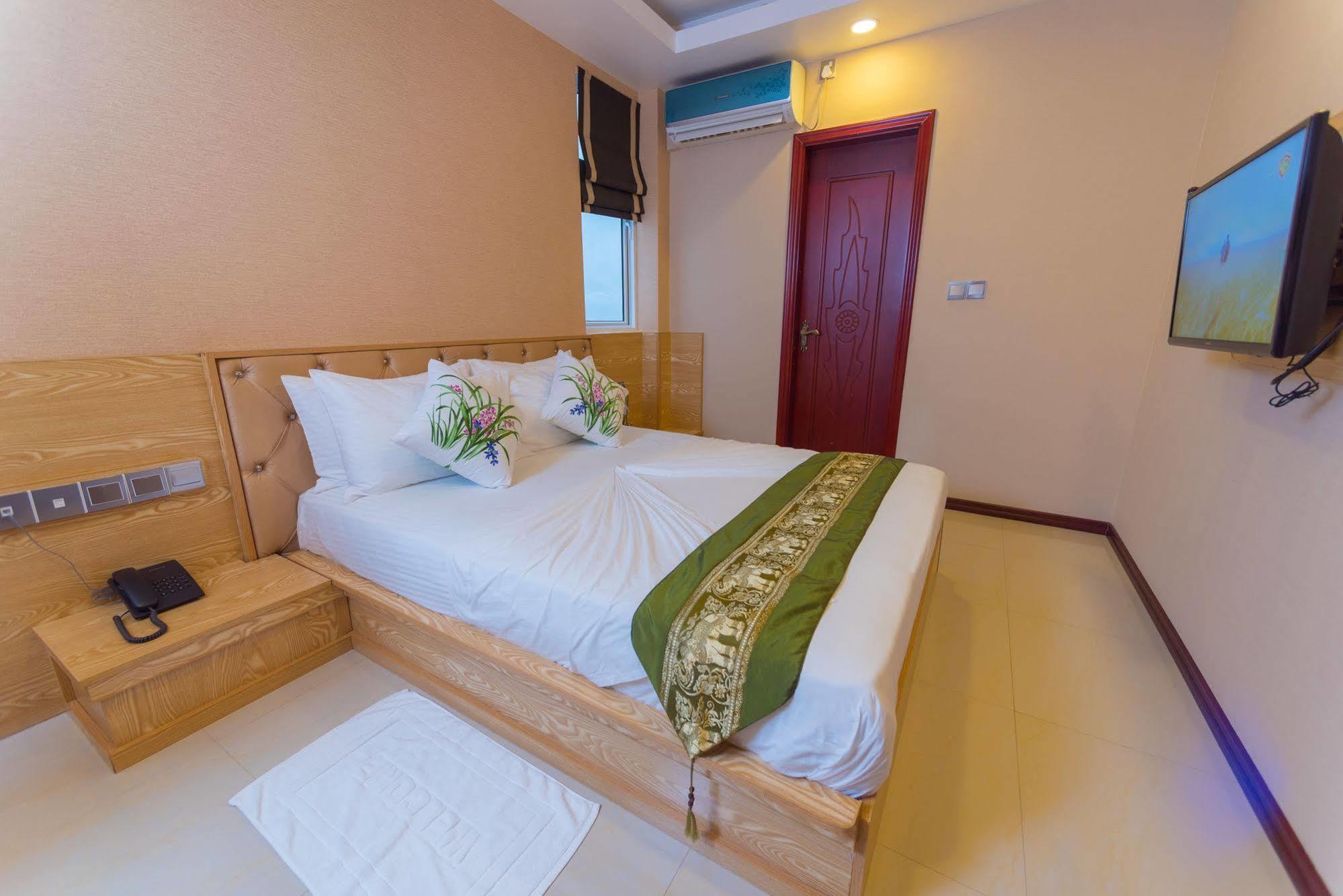 Hathaa Beach Maldives Hulhumalé Eksteriør bilde