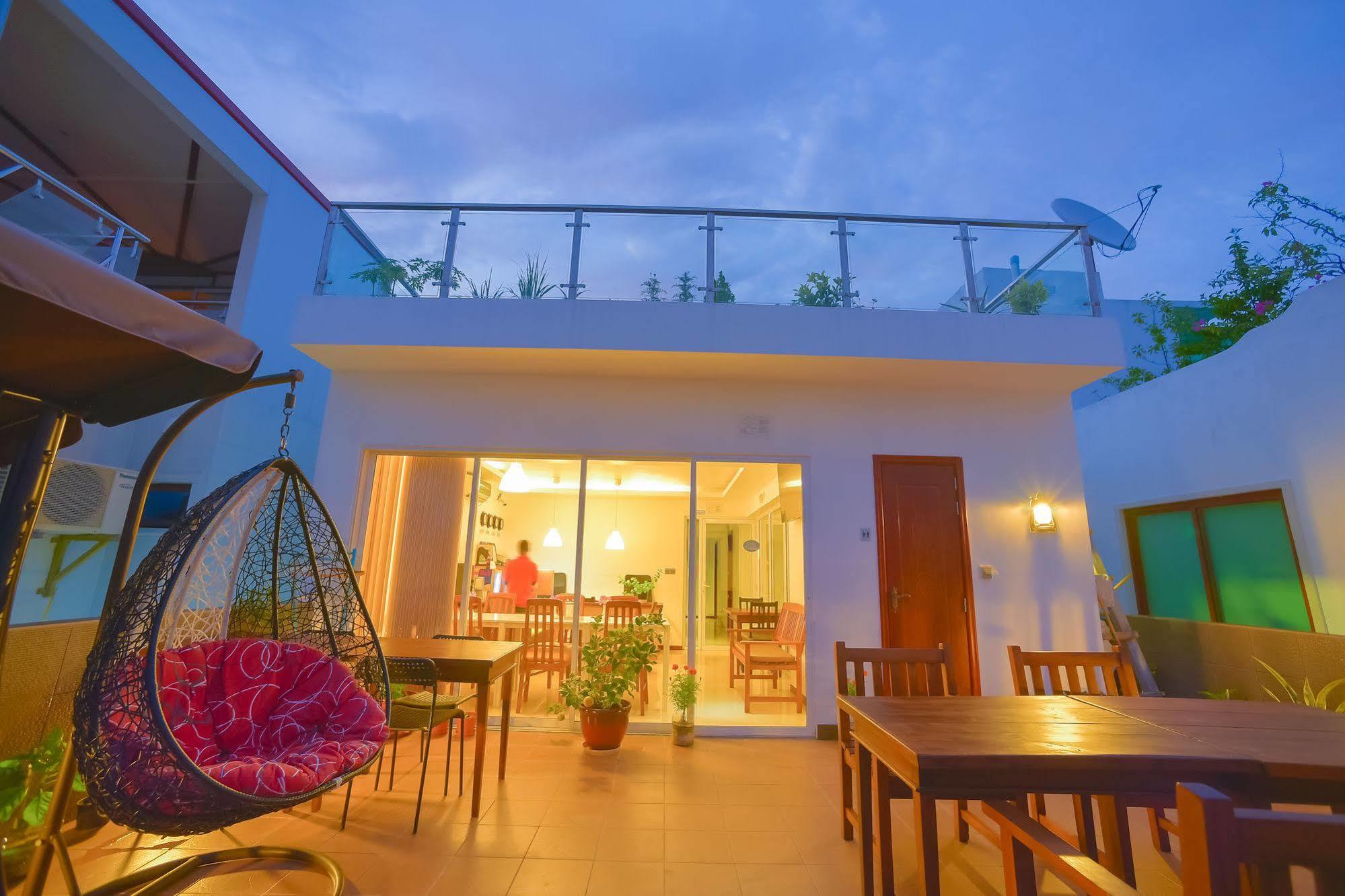Hathaa Beach Maldives Hulhumalé Eksteriør bilde